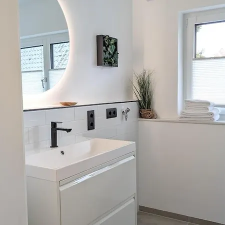 Neueroeffnung Ostern 2026 - Liegeplatz 3 Apartman *